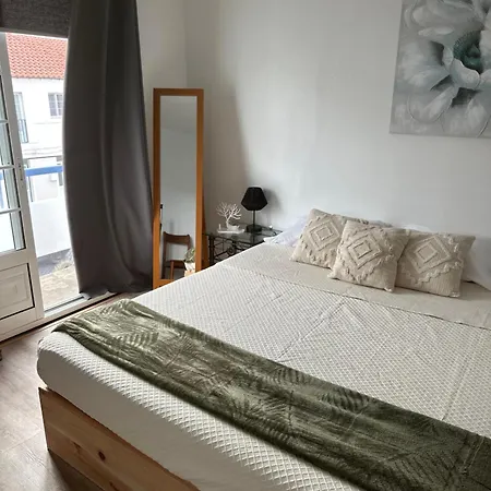 Feriehus Casinha Santa Maria *